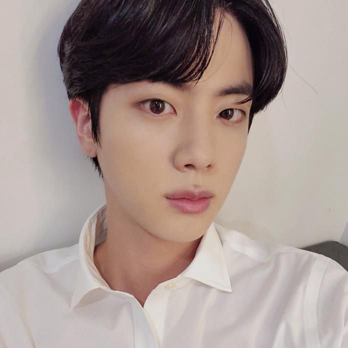 Jin BTS dan kakaknya jual mobil demi bisnis restorannya berjalan