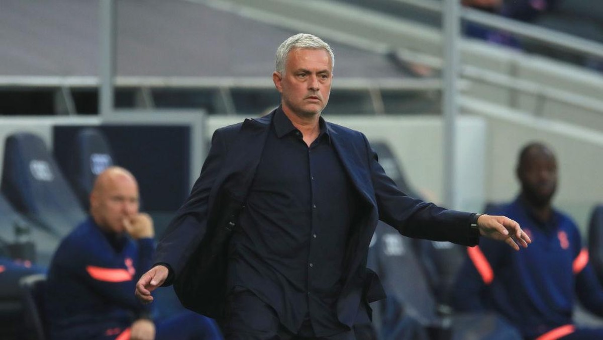 Respons Keren Mourinho Saat Ada yang Minta Foto demi Mendiang Ayah. (Foto: Getty Images/Pool)