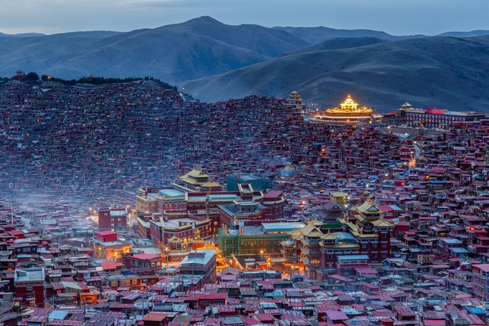 Larung Gar