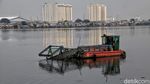Foto Pengerukan Waduk Pluit Siap Antisipasi Banjir