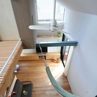 Rumah ini didesain oleh Yuki Miyamoto Architect. Bagaimana menurutmu bagian interior rumahnya? Foto: dok. Masayoshi Ishii