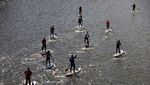 Aksi Keren Peselancar di Festival Surfing Rusia