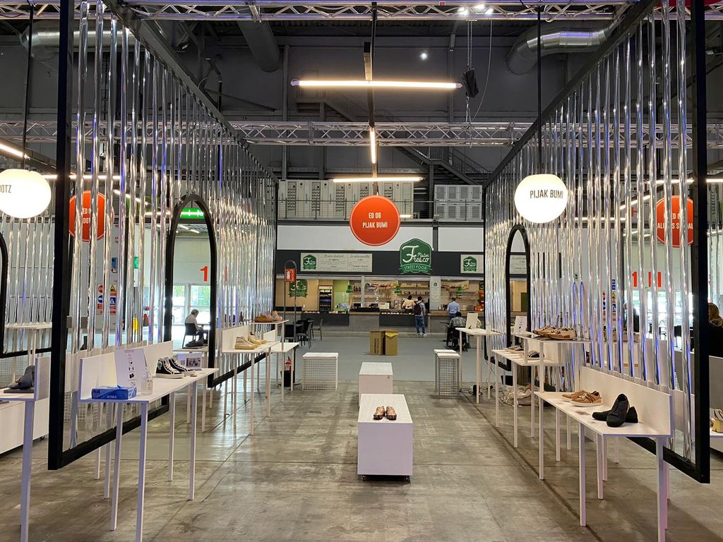 Sneakers Pijakbumi di Milan Sneakers Pijakbumi di Milan