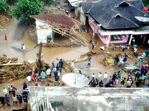 Banjir Bandang di Sukabumi, Ini 6 Penyakit Akibat Banjir