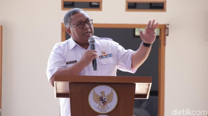 Bupati Sukabumi Marwan Hamam