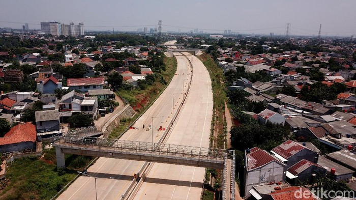 PT Jasa Marga (Persero) mengaku kesulitan dalam mengebut proyek jalan tol yang sedang digarap imbas pandemi Corona. Salah satunya proyek Tol Serpong-Cinere.
