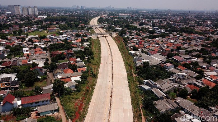 Corona Bikin Pembebasan Lahan Makin Menghambat Proyek Tol PT Jasa Marga (Persero) mengaku kesulitan dalam mengebut proyek jalan tol yang sedang digarap imbas pandemi Corona. Salah satunya proyek Tol Serpong-Cinere.