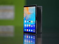 Wujud FlexPai 2, Ponsel Layar Lipat Rp 25 Juta