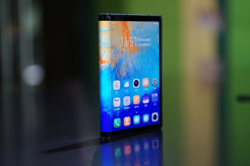 Flexpei 2, ponsel layar lipat terbaru besutan Royole