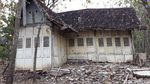 Foto-foto Rumah Tua yang Viral di Tengah Kebun Jati Gunungkidul