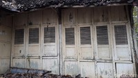 Dia menambahkan, rencananya rumah tersebut akan dipugar. Hal itu untuk mempertahankan bentuk rumah aslinya.