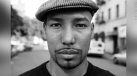 Kata hafu tidak memiliki konotasi negatif dan bahkan digunakan sebagai nilai jual untuk suatu industri hiburan atau tata rias. Namun kesan rasis tetap diterima oleh David Yano ini, blasteran Jepang dan Ghana.