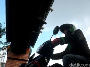 Buru Pelanggar Lalulintas, Polisi Pakai Helm Berkamera