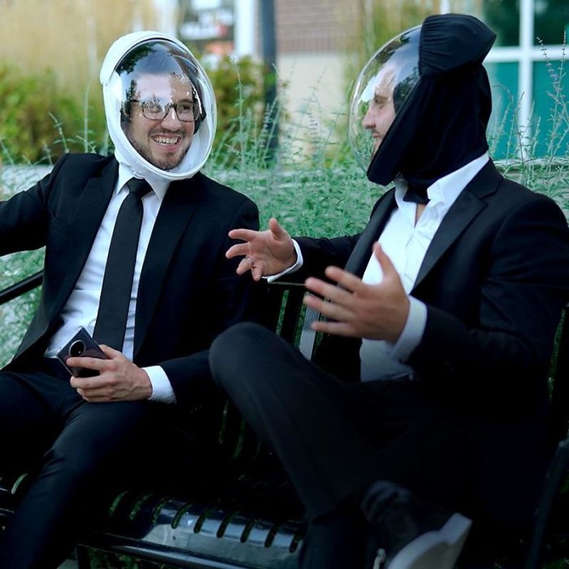 helm cegah corona MicroClimate