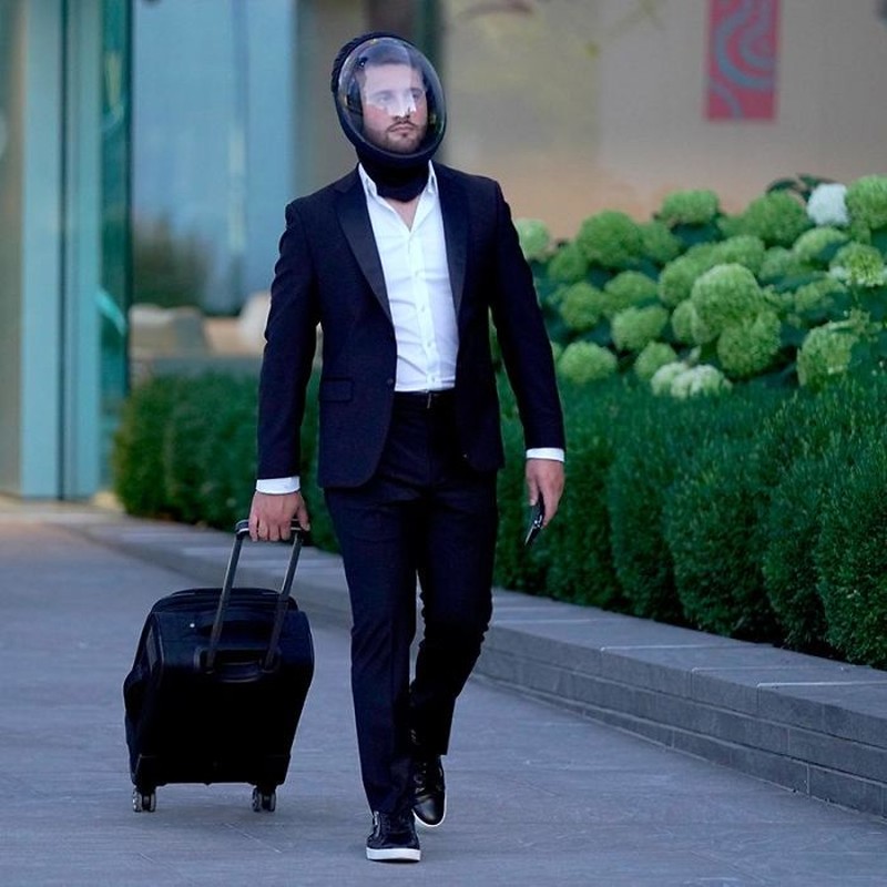 helm cegah corona MicroClimate