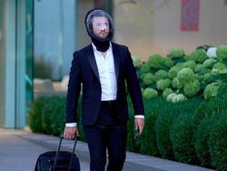 Helm Ini Dirancang Cegah Corona, Respon Netizen Bikin Ngakak