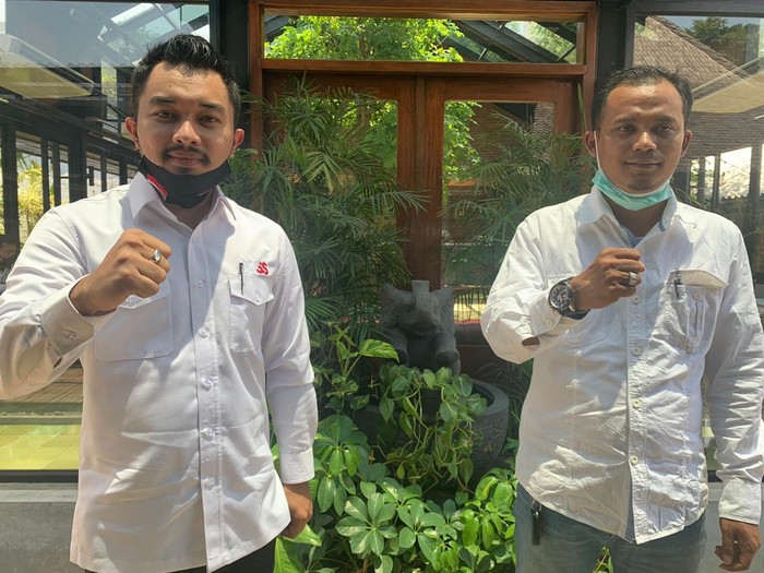 Kaum Milenial juga Dukung Pilkada 2020 Kaum milenial juga mendukung pemerintah untuk tetap melanjutkan Pilkada serentak 2020 dengan menerapkan protokol kesehatan dengan ketat.