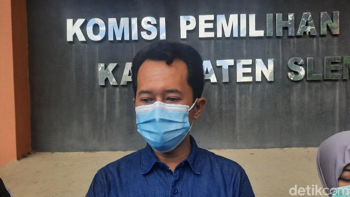 Ketua KPU Sleman Trapsi Haryadi
