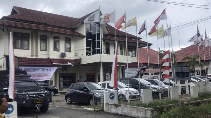 KPU Sumatera Barat resmi menetapkan 4 paslon sebagai peserta Pilkada Sumbar 2020