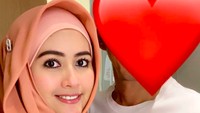 Meggy mengaku sudah menikah lagi pada 19 September 2020. Ia dijodohkan seorang sahabatnya dari Makassar. Hingga kini Meggy masih merahasiakan sosok suami barunya. Foto: Instagram meggywulandari_real