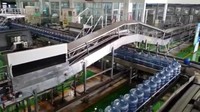 Secara bertahap, proses produksi juga mulai beroperasi untuk menambah pasokan produk yang sempat terdampak akibat air banjir yang masuk ke sebagian area produksi. Istimewa/Dok. PT Aqua Golden Mississippi.