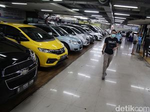 Pajak Mobil Baru 0% Hanya Pepesan Kosong