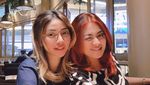 Cantiknya Nathalie Holscher saat Makan Pizza dan Mie Pedas