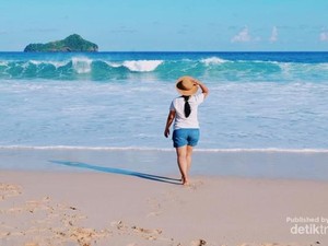 Pantai Sendiki: Lokasi, Harga Tiket, hingga Fasilitasnya. Cocok Untuk Healing!