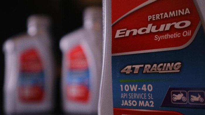 Pelumas Pertamina Enduro 4T Racing kini hadir dengan varian baru, yakni kemasan 0,8 liter.