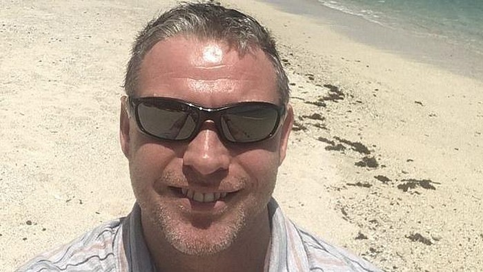 Rob Small, turis asal Inggris terjebak 9 Bulan di Samoa
