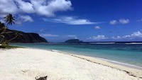 Sejak bulan Februari, Rob terjebak di sebuah pulau kecil di Samoa bernama Upolu, terpisah jarak 14 ribu kilometer dari istri dan anaknya. Meski terdengar menyenangkan, terjebak di pulau tropis dengan pantai cantik dan bermandikan sinar matahari, tapi tidak bagi Rob. (dok. Rob Small/Istimewa)