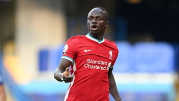 8. Sadio Mane dengan nilai 180/200. Salah satu penyerang hebat Liverpool yang senantiasa merepotkan tim lawan. Foto: (Getty Images/Michael Regan)