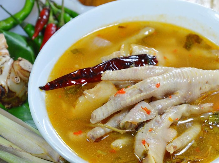 Sup Ceker Asam Pedas