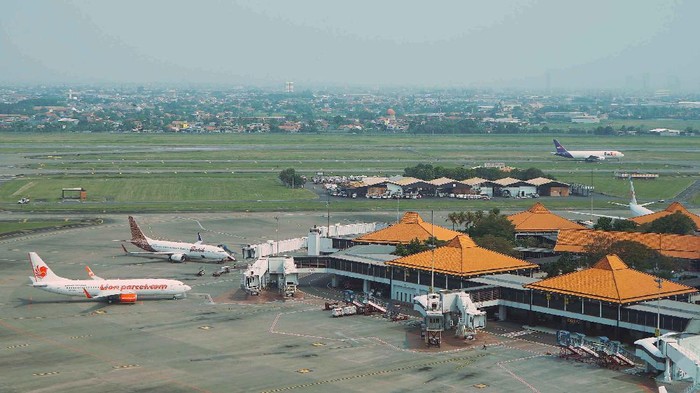 Ditengah pandemi Corona, Industri penerbangan menjadi salah satu bisnis yang paling terpukul. Balitbanghub menggandeng UI bantu merumuskan untuk bangkit dari keterpurukan.