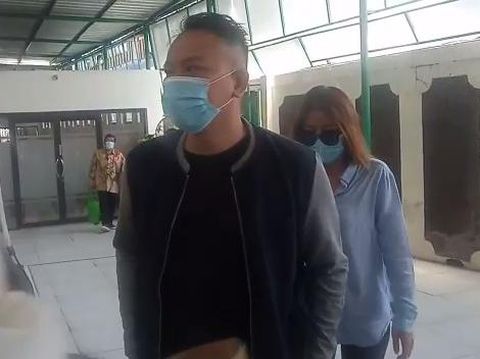 Vicky Prasetyo jalani sidang di PN Jaksel.