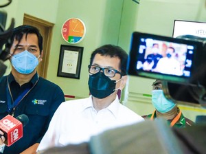 Unggah Selfie, Wishnutama Ucapkan Selamat ke Sandiaga Jadi Menparekraf