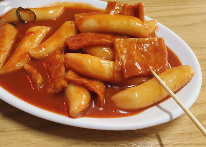 5 Makanan Pantangan untuk Idol K-Pop Saat Masih Jadi Trainee