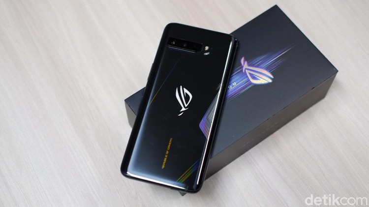 Asus ROG Phone 3 Asus ROG Phone 3