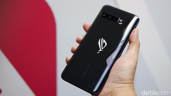 7. ROG Phone 3 dengan nilai 630.765. Foto: Adi Fida Rahman/detikINET