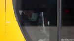 Bus Sekolah Digunakan untuk Evakuasi Pasien COVID-19