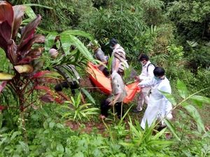Mayat Pria Ditemukan di Sela Bebatuan Sungai Pekalongan, Diduga Dibunuh