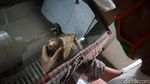 Geliat Perajin Perak Bertahan di Tengah Pandemi