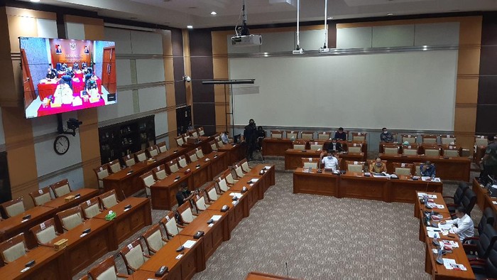 Jaksa Agung ST Burhanuddin hadir secara virtual di raker bersama Komisi III DPR