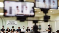 Hong Kong hingga kini terus turun peringkat di dalam Indeks Kebebasan Pers Dunia tahunan Reporters Without Borders, turun tujuh tingkat tahun ini menjadi peringkat ke 80. AP Photo/Vincent Yu  