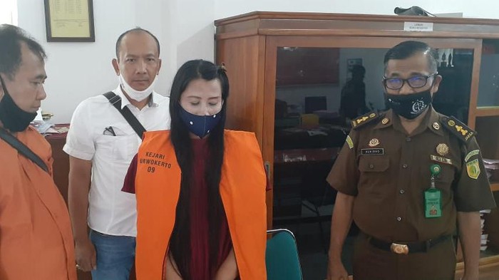Kejagung tangkap terpidana Partinah Buronan 9 tahun kasus pencurian