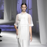 Model memeragakan koleksi terbaru Fendi Spring-Summer 2021 di Milan Fashion Week,  Milan, Italia, Rabu (23/9/2020). (Foto: Dok. Fendi)