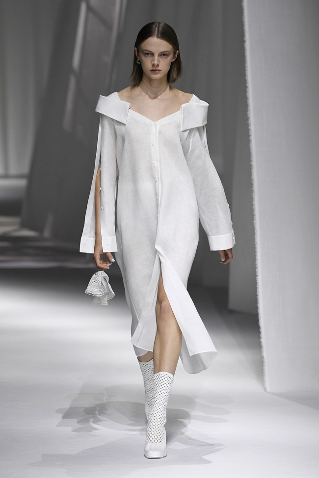 Model memeragakan koleksi terbaru Fendi Spring-Summer 2021 di Milan Fashion Week,  Milan, Italia, Rabu (23/9/2020). (Foto: Dok. Fendi)