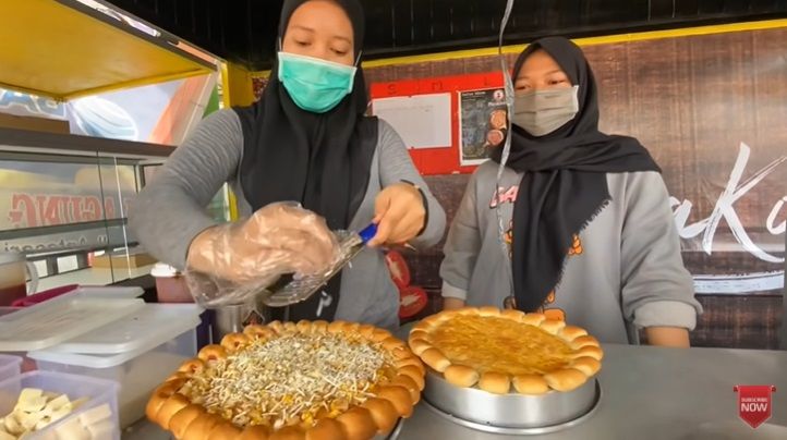 Di Pontianak Bisa Makan Pizza Murah Enak, Hanya Rp 15 Ribu Seloyang!