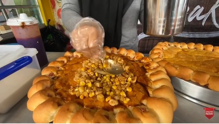 Di Pontianak Bisa Makan Pizza Murah Enak, Hanya Rp 15 Ribu Seloyang!