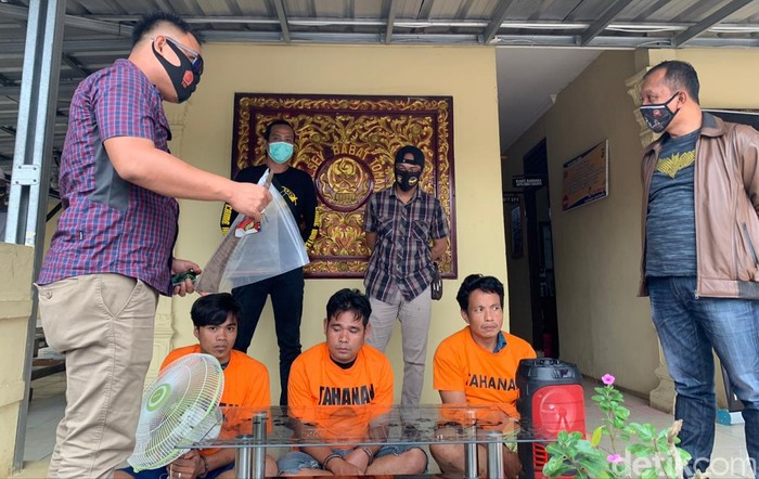 Polsek Babat Toman menangkap 3 pelaku pembobol sekolah di Musi Banyuasin (dok. Istimewa)